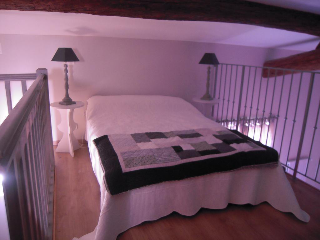 Hotel La Gourgasse Vieille Béziers Habitación foto